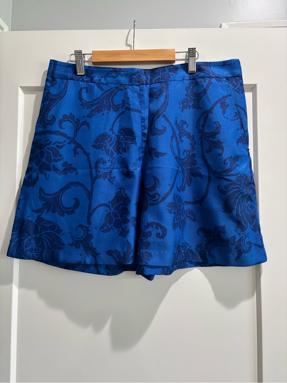 Banana Republic Blue Floral Jacquard Bermuda Shorts